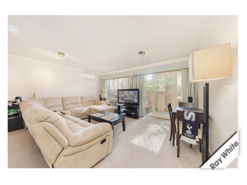 2/140 Port Jackson Circuit, Phillip ACT 2606