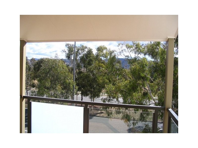 19/108 Athllon Drive, Greenway ACT 2900