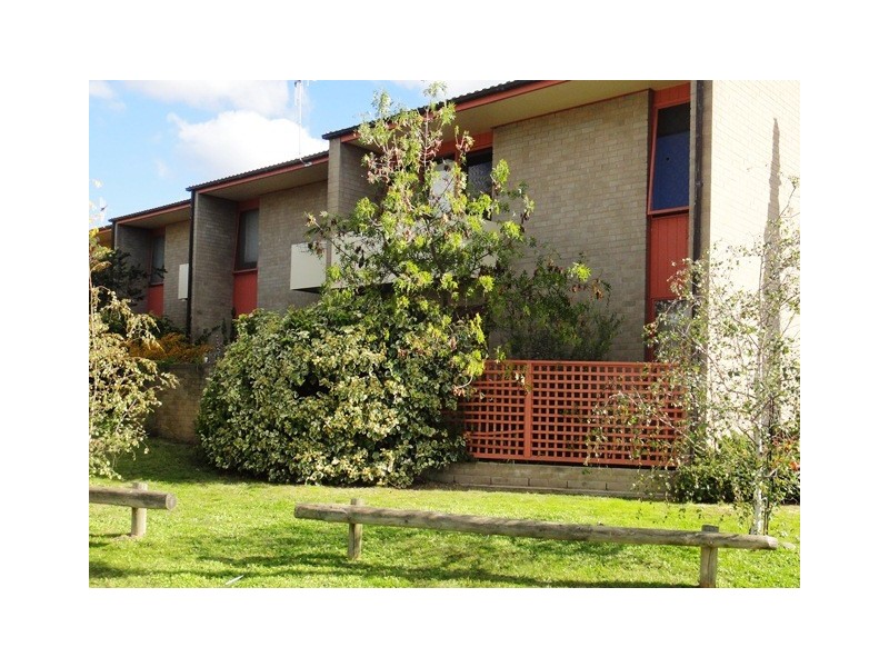 1/7 Mcgee Place, Pearce ACT 2607