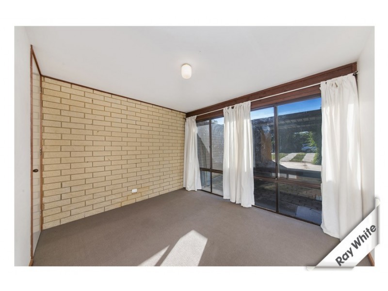 27 GODDARD CRESCENT, Holt ACT 2615