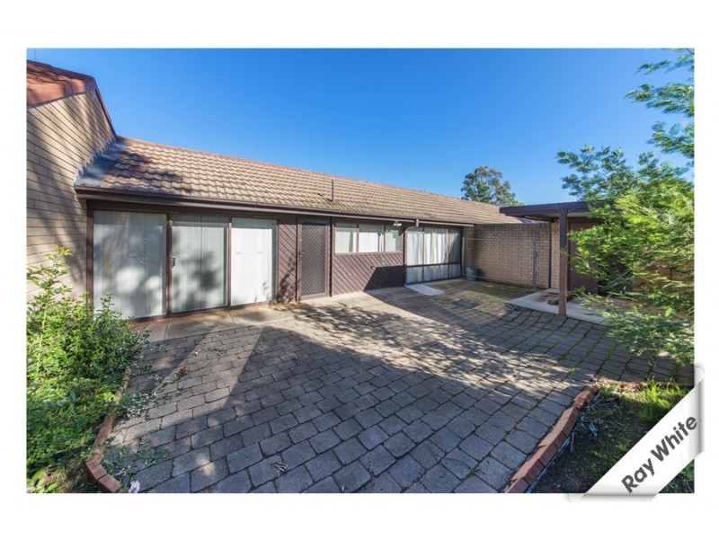 27 GODDARD CRESCENT, Holt ACT 2615