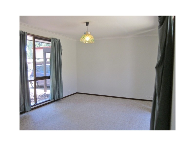 13 LEVINE STREET, Evatt ACT 2617