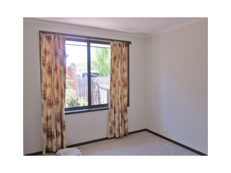 13 LEVINE STREET, Evatt ACT 2617