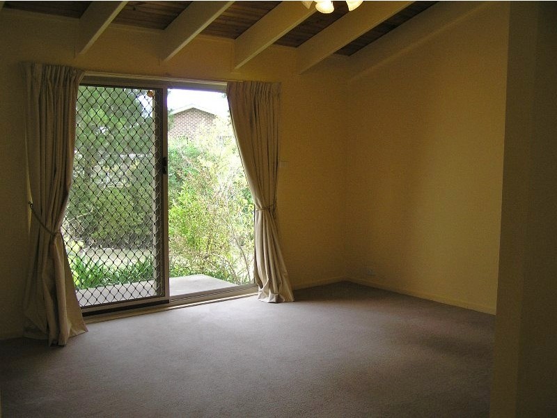 41 MACLAGAN STREET, Isaacs ACT 2607