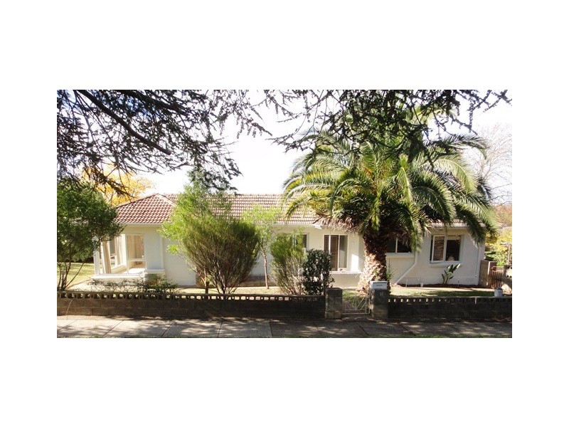 16 Banks Street, Yarralumla ACT 2600