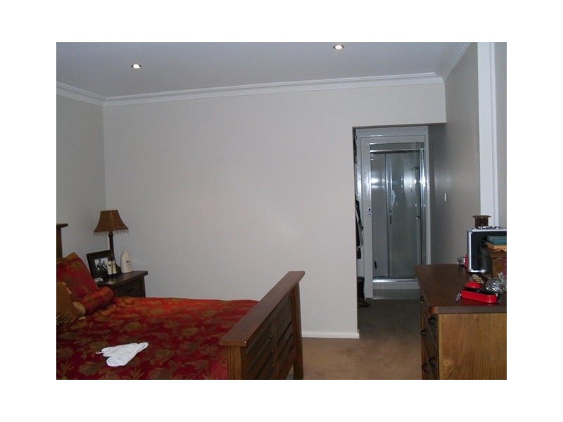 151 STRICKLAND CRESCENT, Deakin ACT 2600