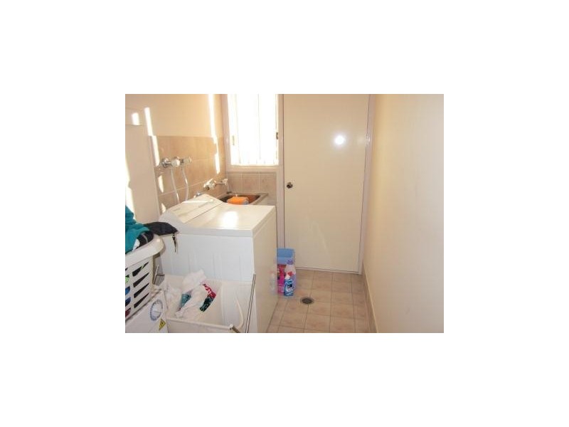 8/3 BARRINGTON CRESCENT, Amaroo ACT 2914