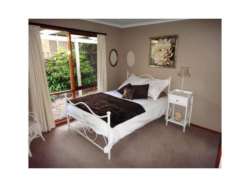 64 Costello Circuit, Calwell ACT 2905