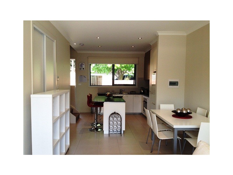2/58 HURLEY STREET, Mawson ACT 2607