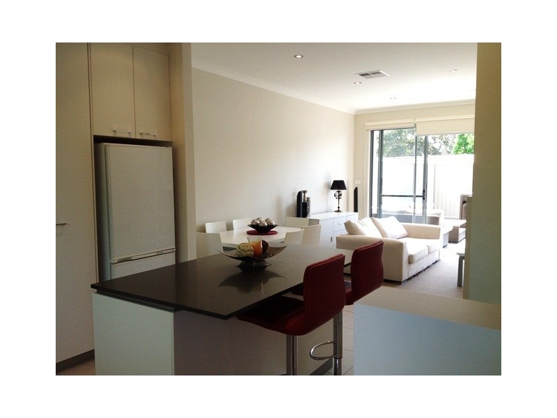 2/58 HURLEY STREET, Mawson ACT 2607