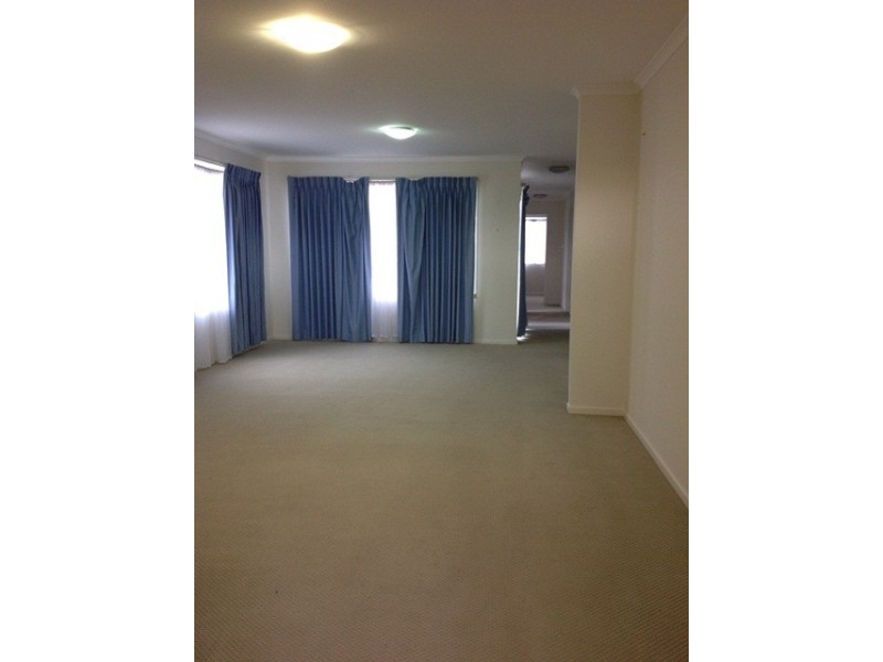 28 HEIGHWAY STREET, Macgregor ACT 2615