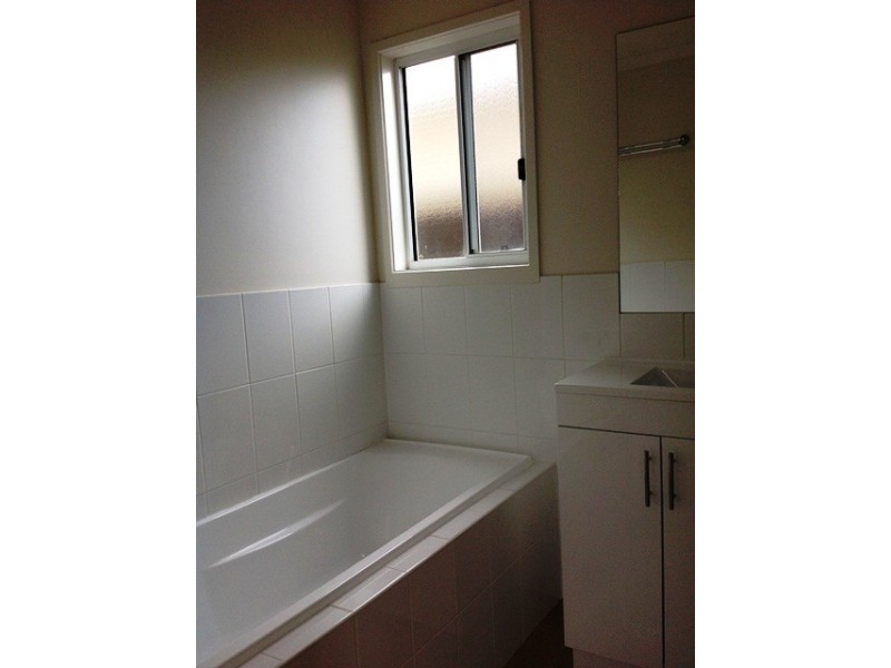 28 HEIGHWAY STREET, Macgregor ACT 2615