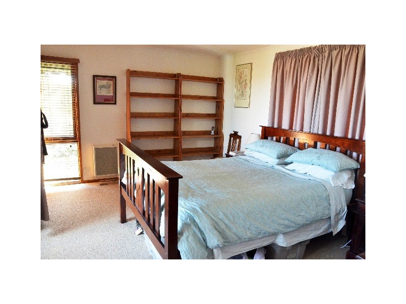 158 Castleton Crescent, Gowrie ACT 2904