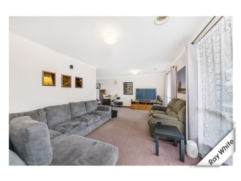 48 Loureiro Street, Conder ACT 2906