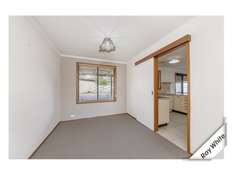 82 Rischbieth Crescent, Gilmore ACT 2905