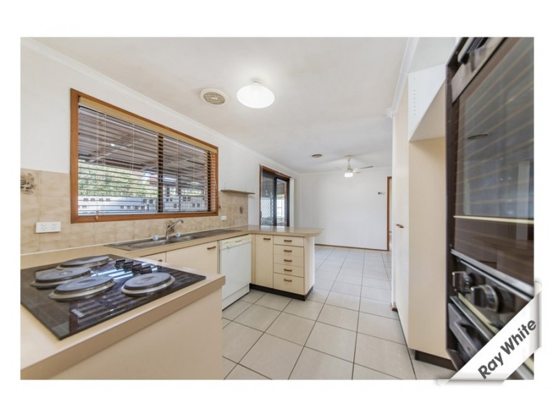 82 Rischbieth Crescent, Gilmore ACT 2905