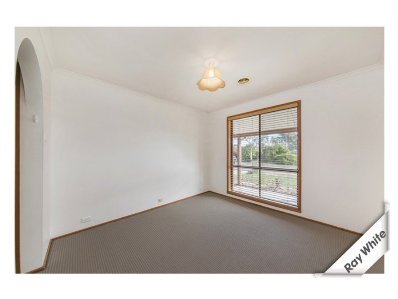 82 Rischbieth Crescent, Gilmore ACT 2905