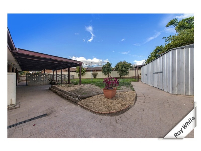 82 Rischbieth Crescent, Gilmore ACT 2905