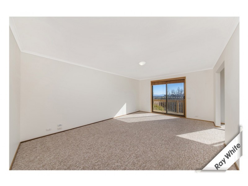 77 Hallen Close, Swinger Hill ACT 2606