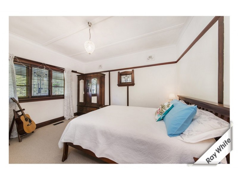 36 Donald Road, Queanbeyan NSW 2620