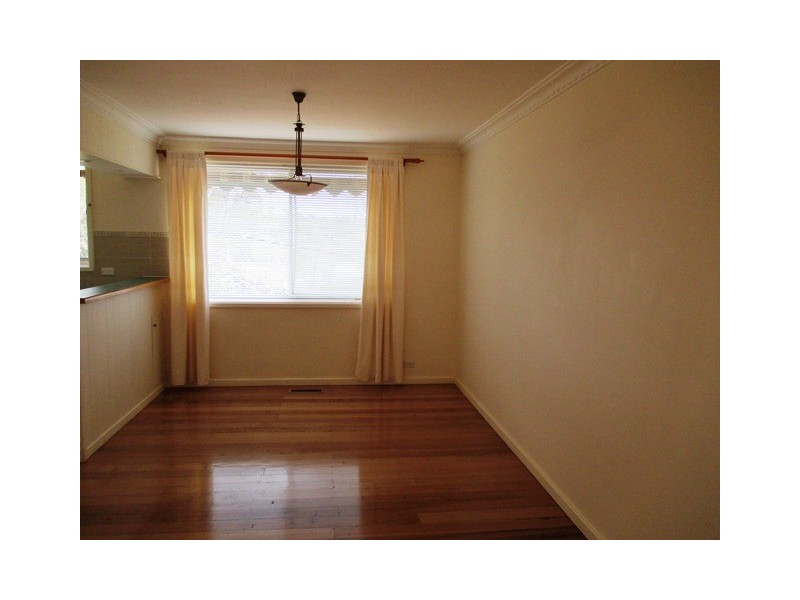 16 ROSEWORTHY CRESCENT, Farrer ACT 2607
