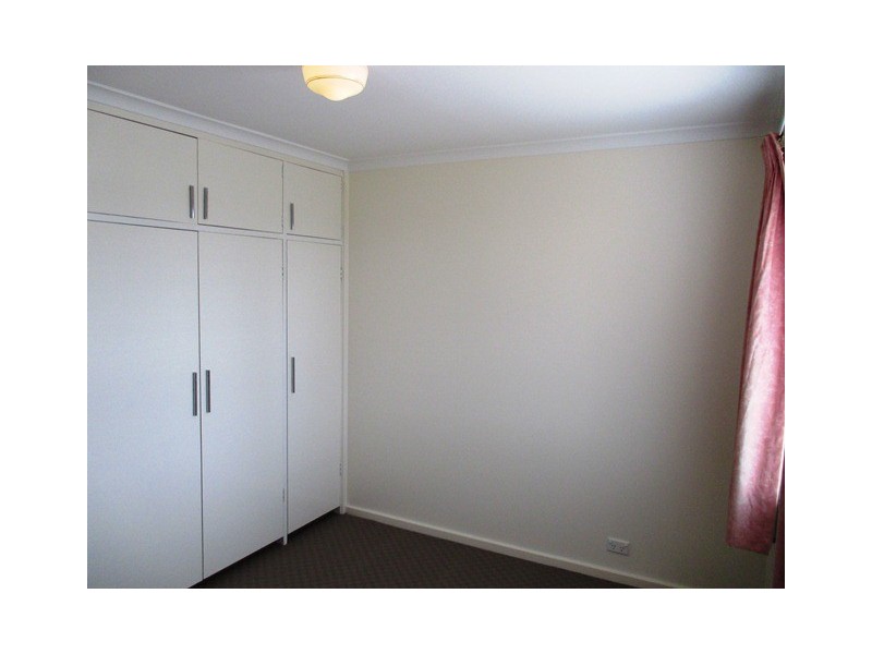 16 ROSEWORTHY CRESCENT, Farrer ACT 2607