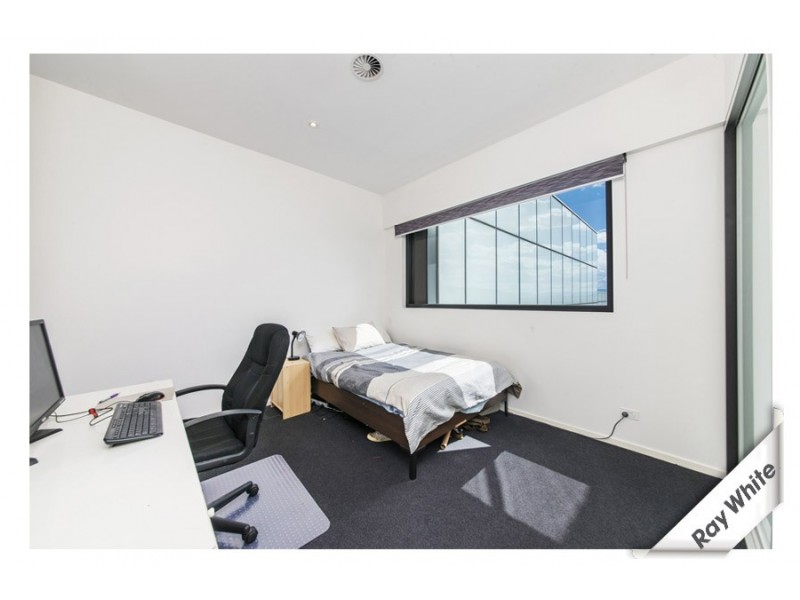 1601/240 ‘Manhattan on the Park’ Bunda Street, City ACT 2601
