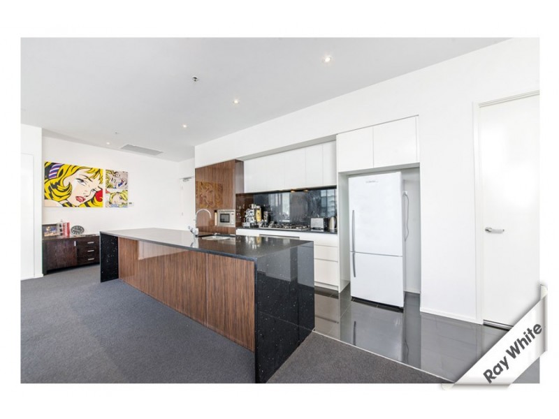 1601/240 ‘Manhattan on the Park’ Bunda Street, City ACT 2601