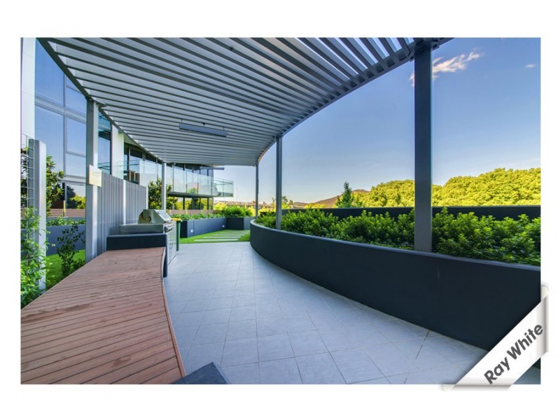 1601/240 ‘Manhattan on the Park’ Bunda Street, City ACT 2601