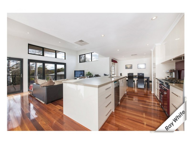 6 Gibb Place, Wanniassa ACT 2903