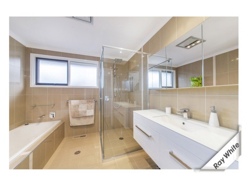 6 Gibb Place, Wanniassa ACT 2903