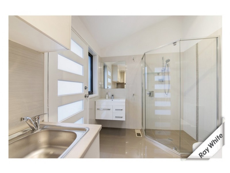 6 Gibb Place, Wanniassa ACT 2903