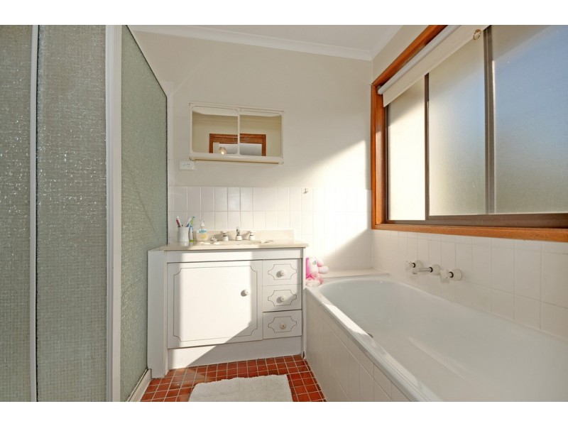 34/100 CHEWINGS STREET, Page ACT 2614