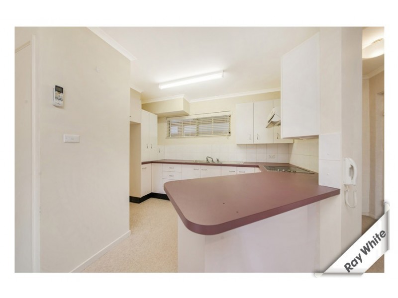 2/140 Port Jackson Circuit, Phillip ACT 2606