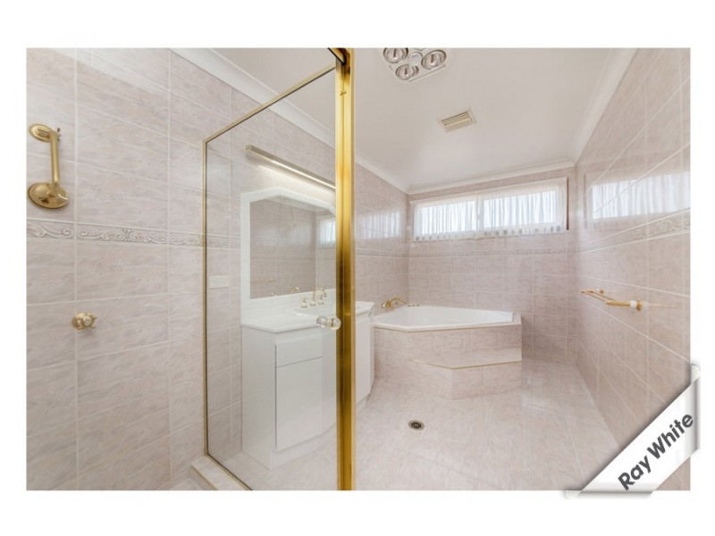 9 Story Place, Isaacs ACT 2607