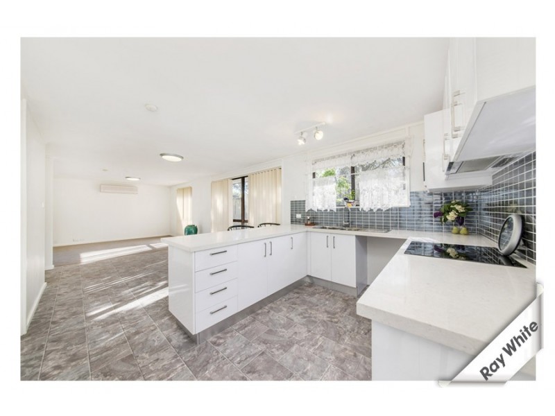 54 Tepper Circuit, Kambah ACT 2902