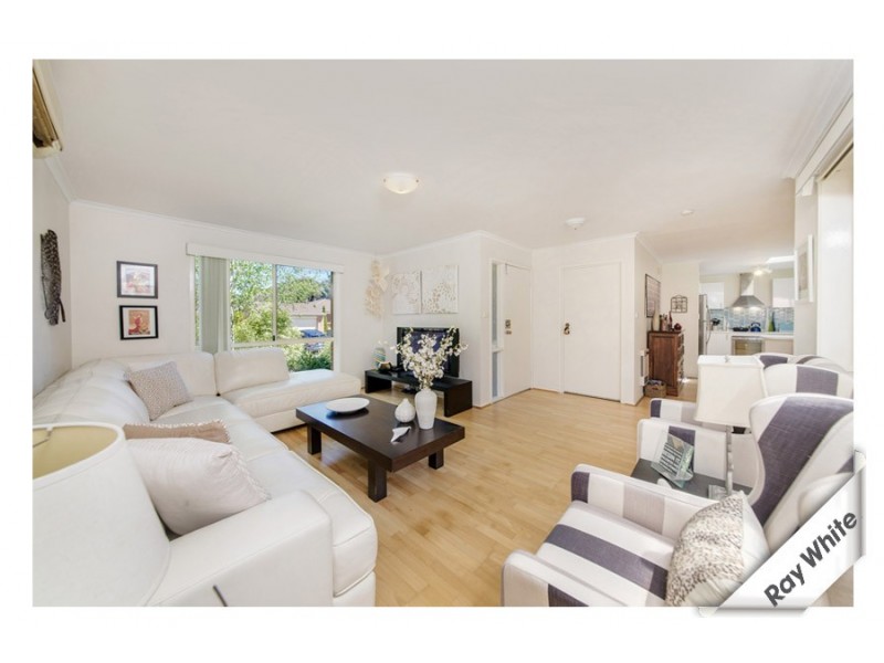 18 Chipperfield Circuit, Gordon ACT 2906
