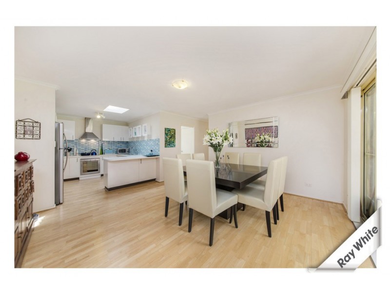 18 Chipperfield Circuit, Gordon ACT 2906