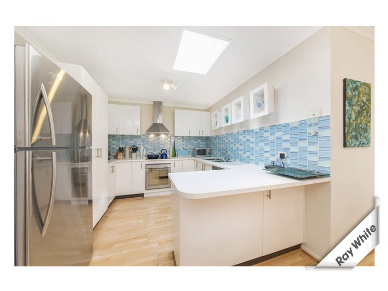 18 Chipperfield Circuit, Gordon ACT 2906