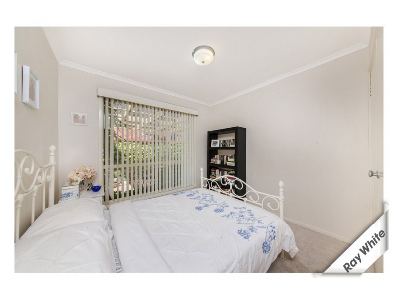 18 Chipperfield Circuit, Gordon ACT 2906