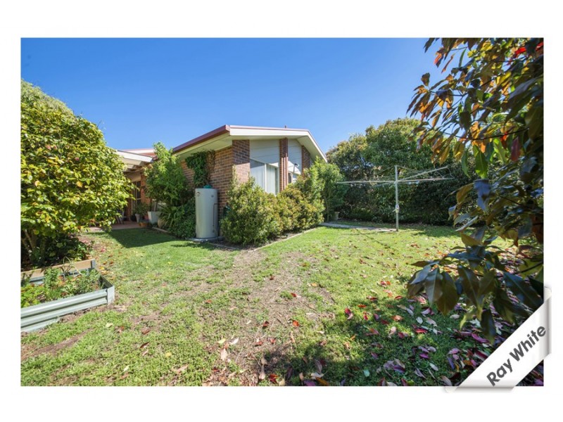 18 Chipperfield Circuit, Gordon ACT 2906