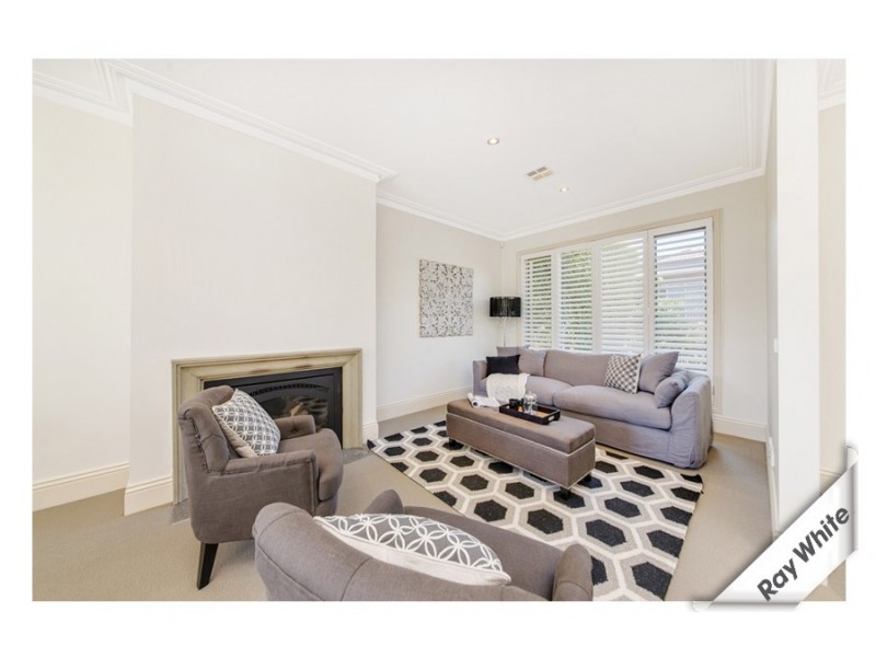 2/10 Hutchins Street, Yarralumla ACT 2600