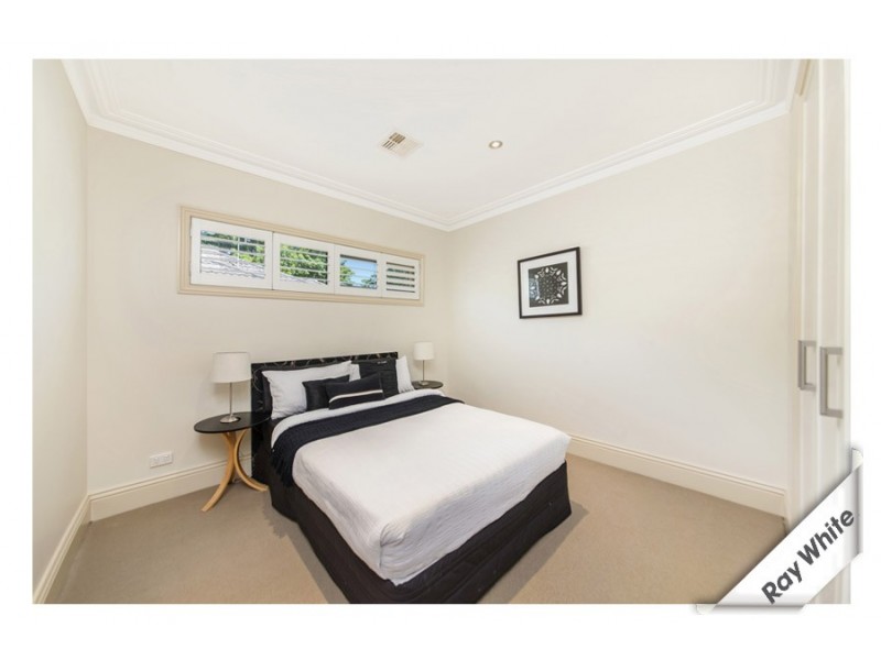2/10 Hutchins Street, Yarralumla ACT 2600