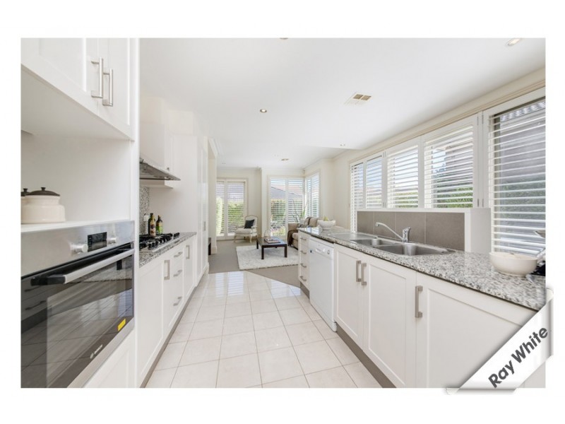 2/10 Hutchins Street, Yarralumla ACT 2600