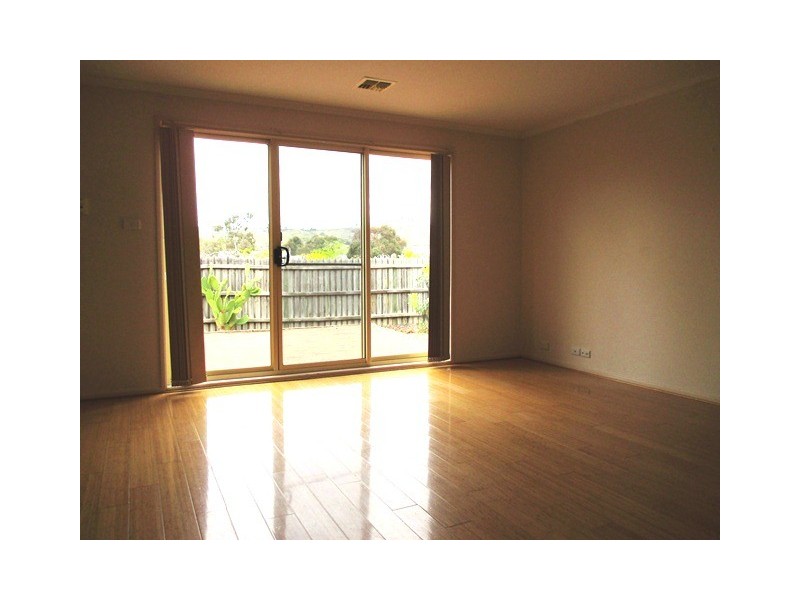 7/92 Casey Crescent, Calwell ACT 2905