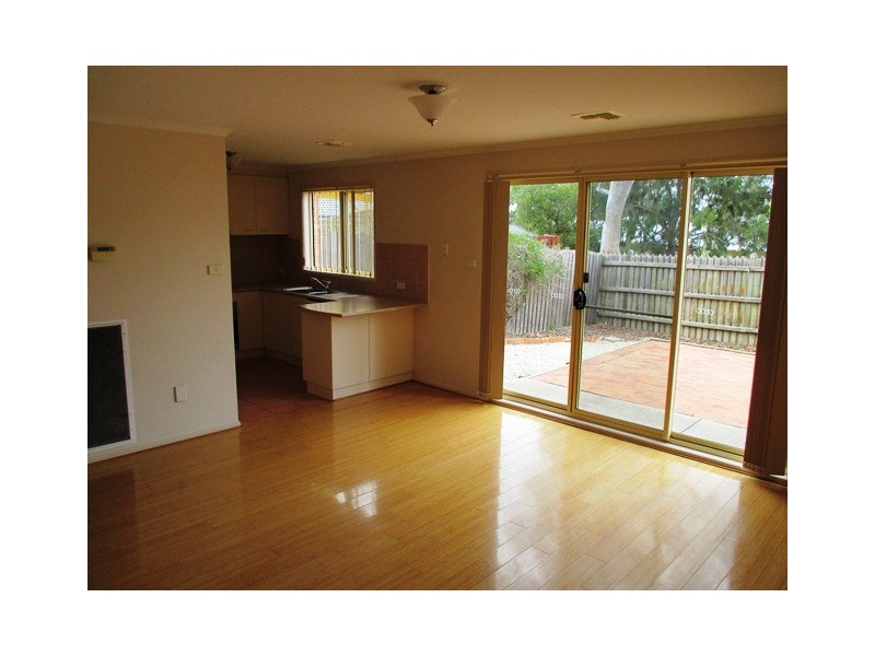 7/92 Casey Crescent, Calwell ACT 2905