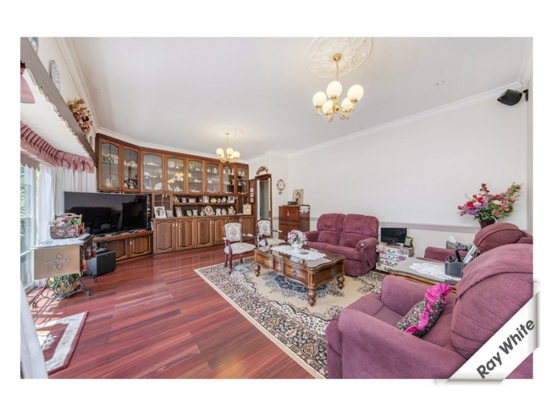 5 William Wilkins Crescent, Isaacs ACT 2607