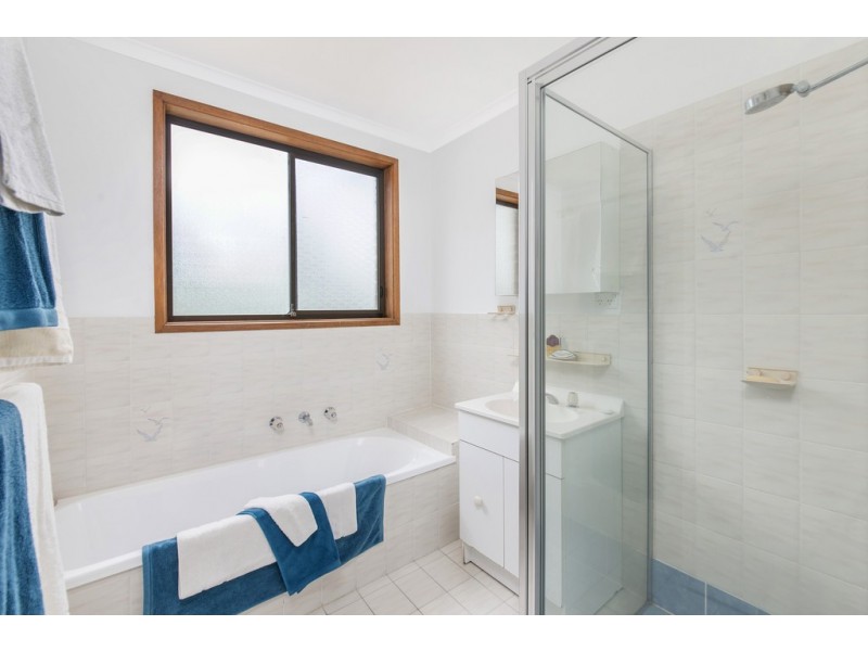 16 Australie Close, Gilmore ACT 2905