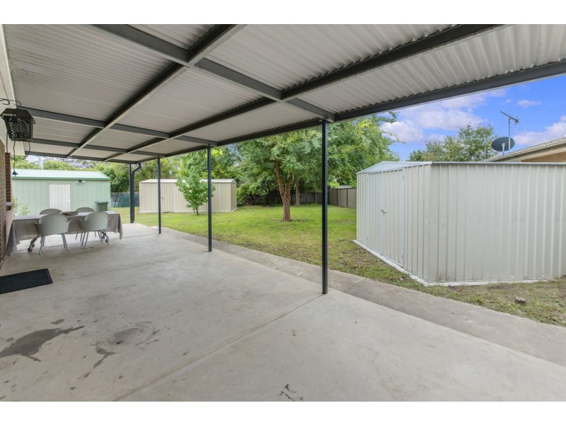 16 Australie Close, Gilmore ACT 2905