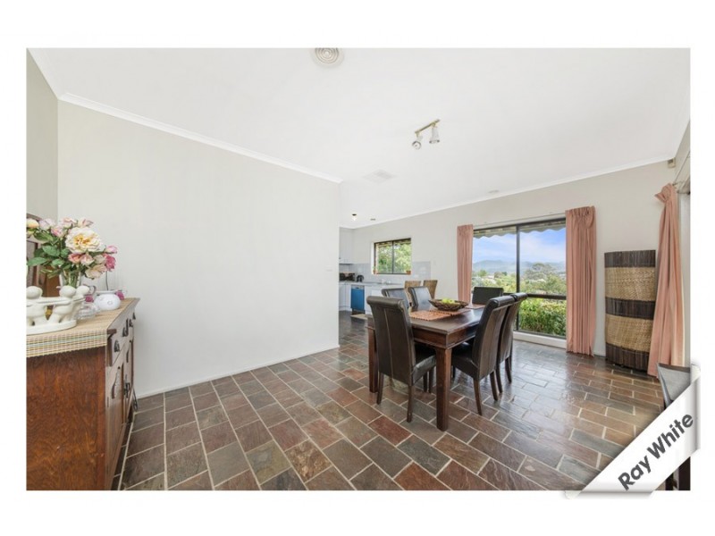 66 Carter Crescent, Calwell ACT 2905